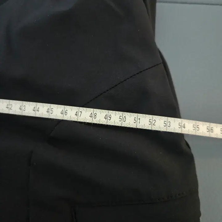 [BUNJANG] Discovery 24FW Windproof Fleece Lined Pants / 24FW 디스커버리 32 방풍 바람막이 기모안감 팬츠 M-바지-370