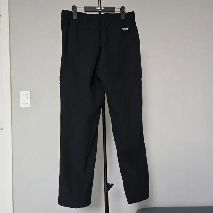 [BUNJANG] Discovery 24FW Windproof Fleece Lined Pants / 24FW 디스커버리 32 방풍 바람막이 기모안감 팬츠 M-바지-370