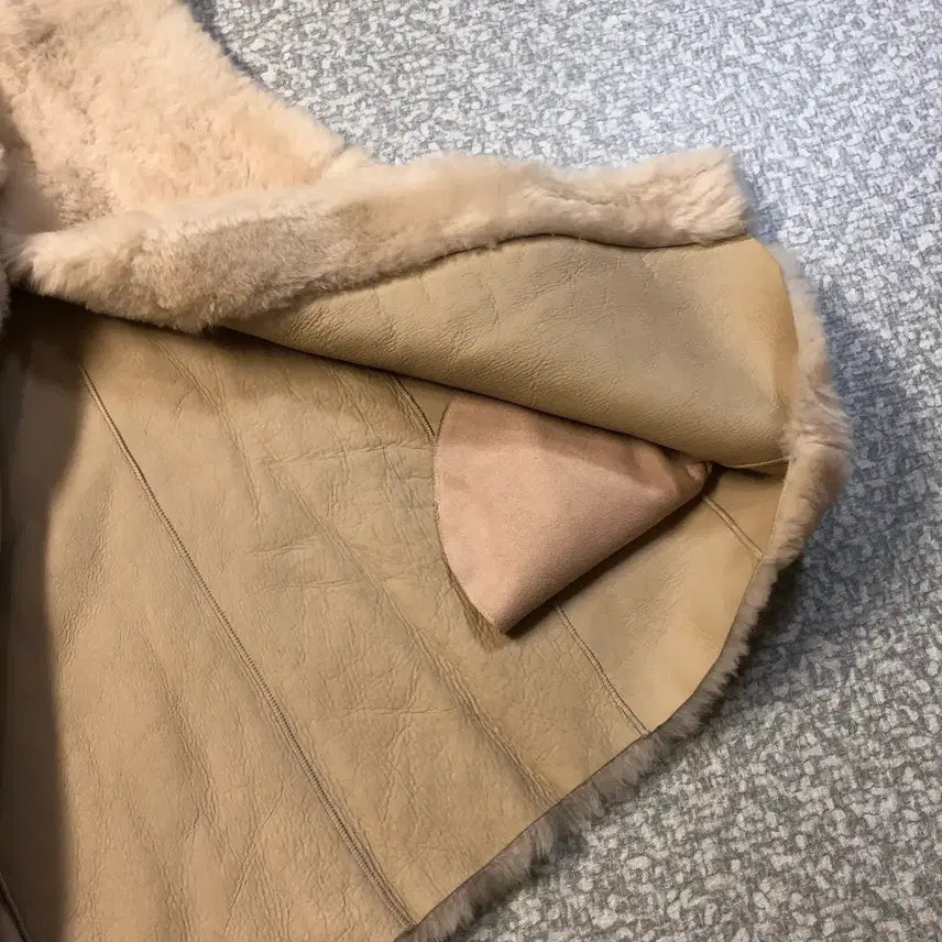 [BUNJANG] Real Lambswool & Lambskin Vest Coat / 리얼 양모100% & 양가죽 100% 램스퍼 베스트 조끼 코트 무스탕