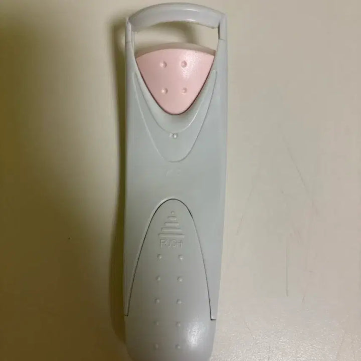 [BUNJANG] Fillimilli Heated Eyelash Curler / fillimilli 필리밀리 히팅 뷰러