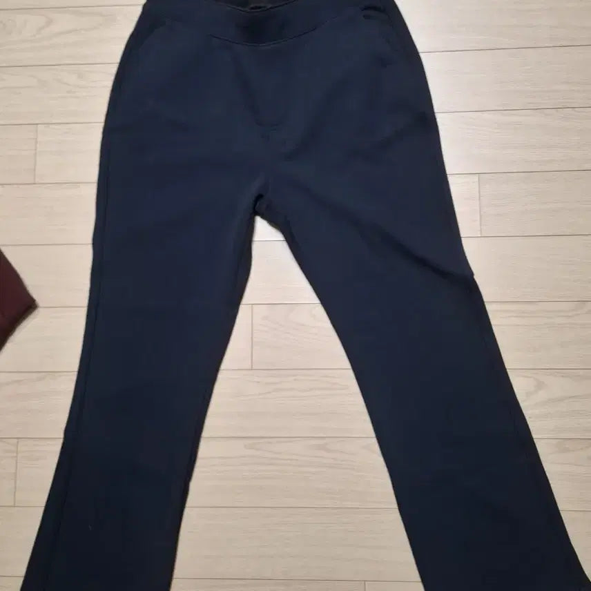 [BUNJANG] Navy Bootcut Women's Pants / 네이비 부츠컷 여성 바지