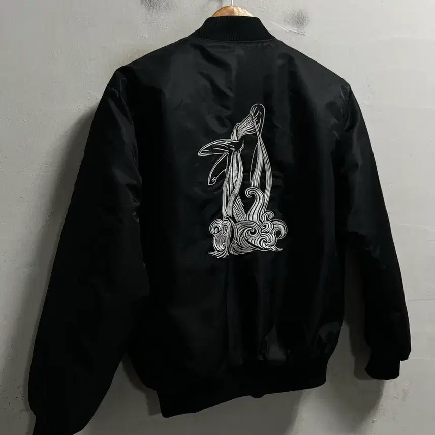[BUNJANG] 100-105 Black Ma-1 Oversized Bomber Jacket / 100-105 블랙 Ma-1 빅로고 루즈핏 항공점퍼