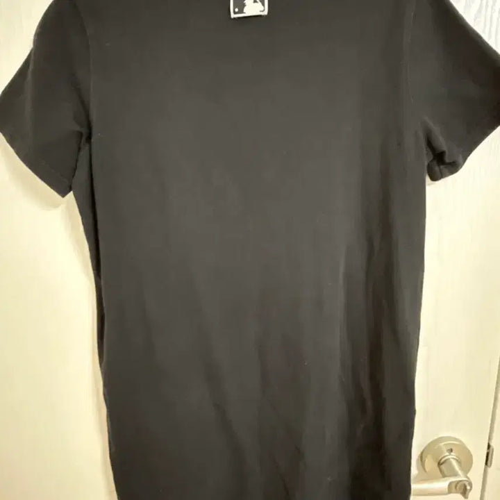 [BUNJANG] MLB Mickey Mouse Short Sleeve T-shirt (Black) / MLB 미키마우스 반팔 티셔츠 블랙