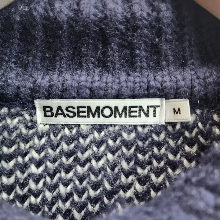 [BUNJANG] BASEMOMENT Deer Pattern Zip-Up Knit Sweater / 베이스모먼트 사슴 패턴 집업 니트 (M) 4.5