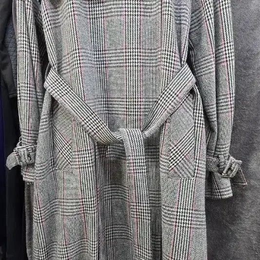 [BUNJANG] CHEE U Check Long Trench Coat / 체크 롱 트렌치 코트