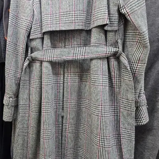 [BUNJANG] CHEE U Check Long Trench Coat / 체크 롱 트렌치 코트