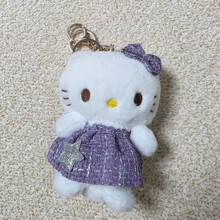 [BUNJANG] Sanrio Hello Kitty Doll Keychain / 산리오 헬로키티 인형키링