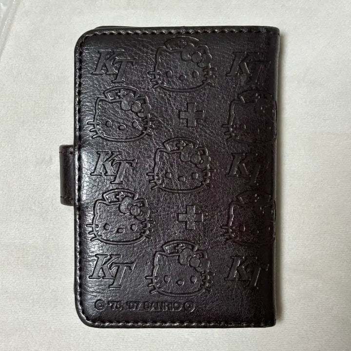 [BUNJANG] Kitty Nurse Card Case / 고전 키티 간호사 카드 케이스