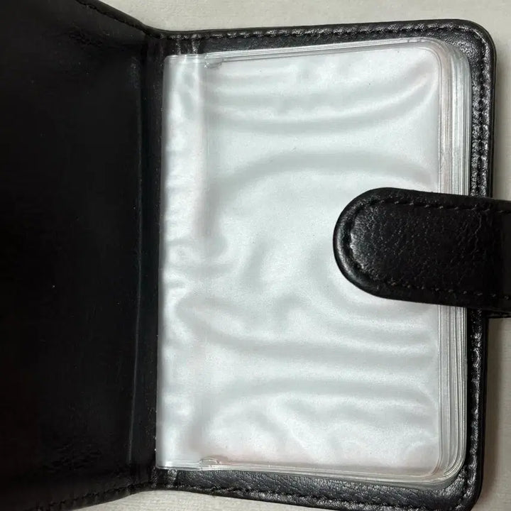 [BUNJANG] Kitty Nurse Card Case / 고전 키티 간호사 카드 케이스