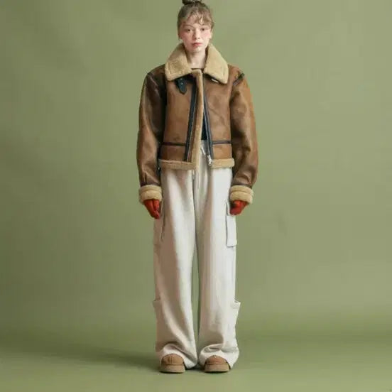 [BUNJANG] And Jane Crack Short Mustang / 앤드제인 크랙 숏 무스탕