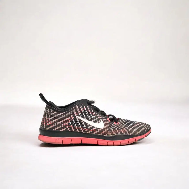 [BUNJANG] Nike Free 235 Sneakers / 나이키 프리 235