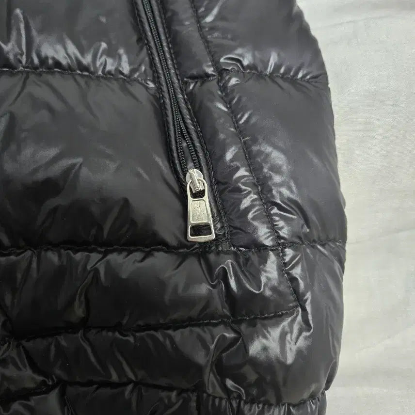 [BUNJANG] Moncler Acorus Lightweight Down Jacket / 몽클레르 아코루스 (ACORUS) 몽클레어 경량 패딩
