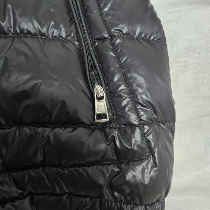 [BUNJANG] Moncler Acorus Lightweight Down Jacket / 몽클레르 아코루스 (ACORUS) 몽클레어 경량 패딩