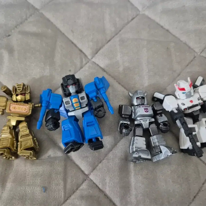 [BUNJANG] Blocky Transformers Defender 3-Piece Figure Set / 블로키 트랜스포머 디벤더 3종 장난감 피규어