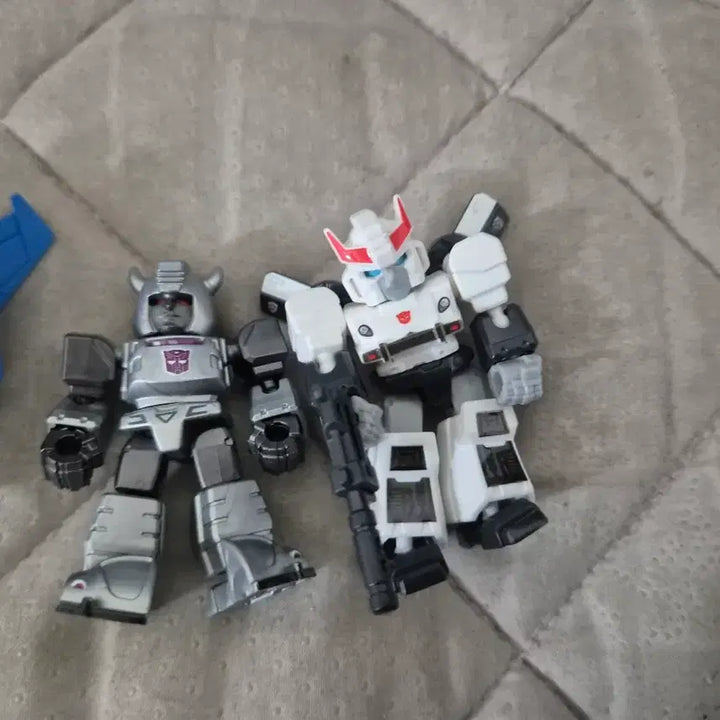 [BUNJANG] Blocky Transformers Defender 3-Piece Figure Set / 블로키 트랜스포머 디벤더 3종 장난감 피규어