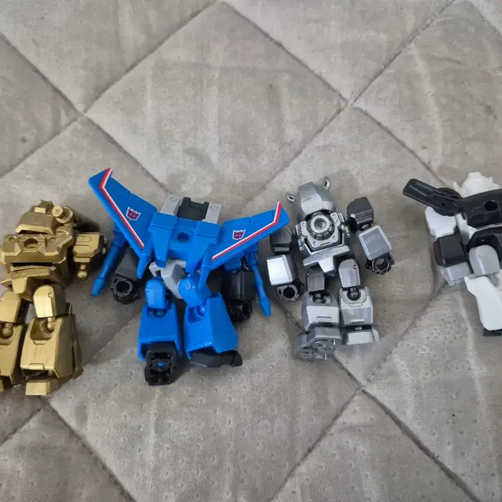 [BUNJANG] Blocky Transformers Defender 3-Piece Figure Set / 블로키 트랜스포머 디벤더 3종 장난감 피규어