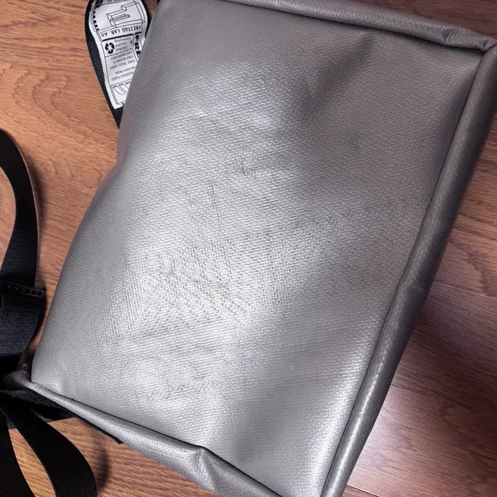 [BUNJANG] Freitag Lassi Crossbody Bag / 프라이탁 실버/블루 라씨