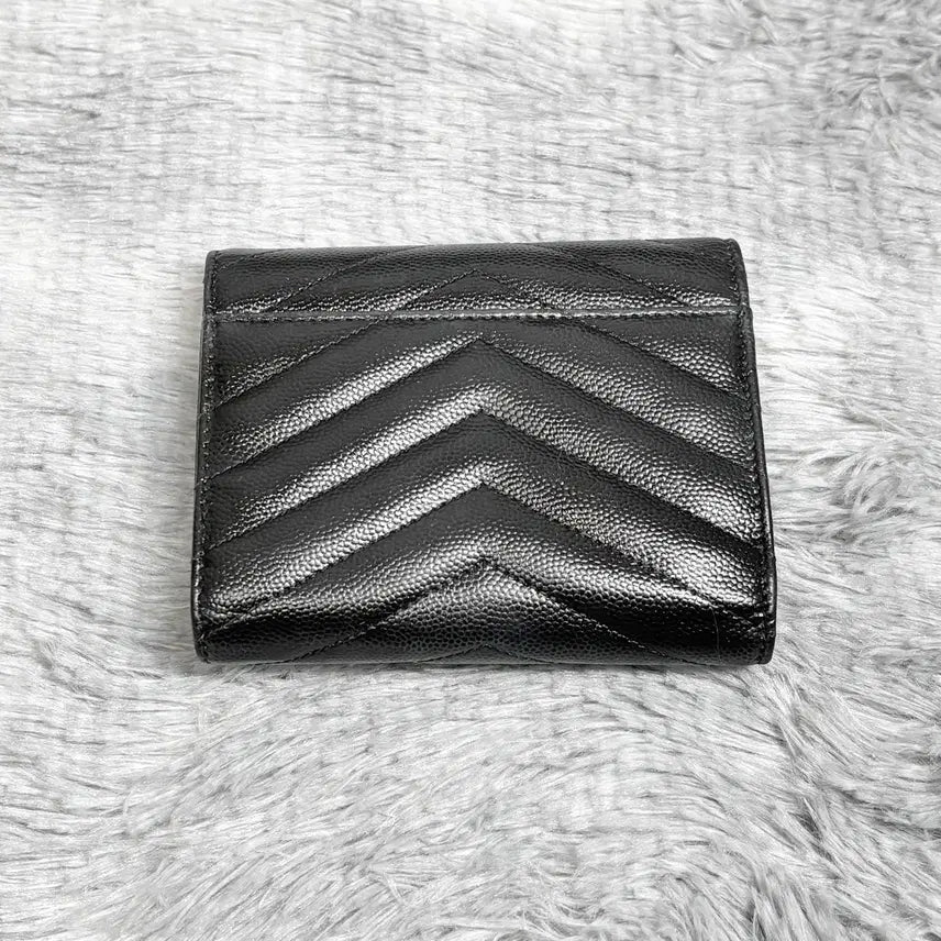 [BUNJANG] Yves Saint Laurent Matelassé Bifold Wallet / [OS] 입생로랑 마틀라세 반지갑