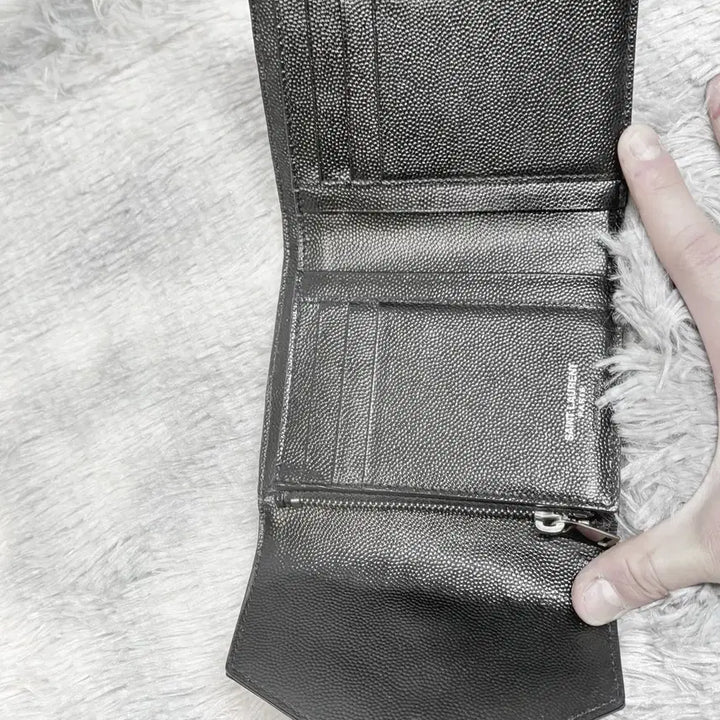 [BUNJANG] Yves Saint Laurent Matelassé Bifold Wallet / [OS] 입생로랑 마틀라세 반지갑