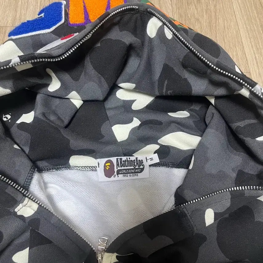 [BUNJANG] BAPE Hooded Zip-up (M) / 베이프 후드집업 (M)
