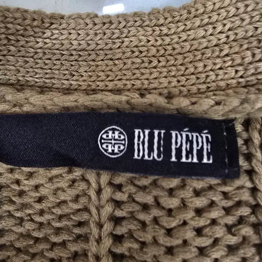 [SOLD OUT] BLUE PEPE 금색 니트 롱 가디건