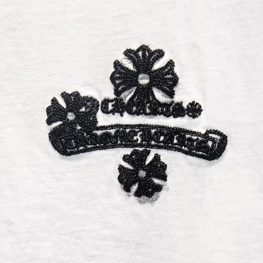 [BUNJANG] Chrome Hearts Big Logo Embroidered Hoodie - White / 111111111