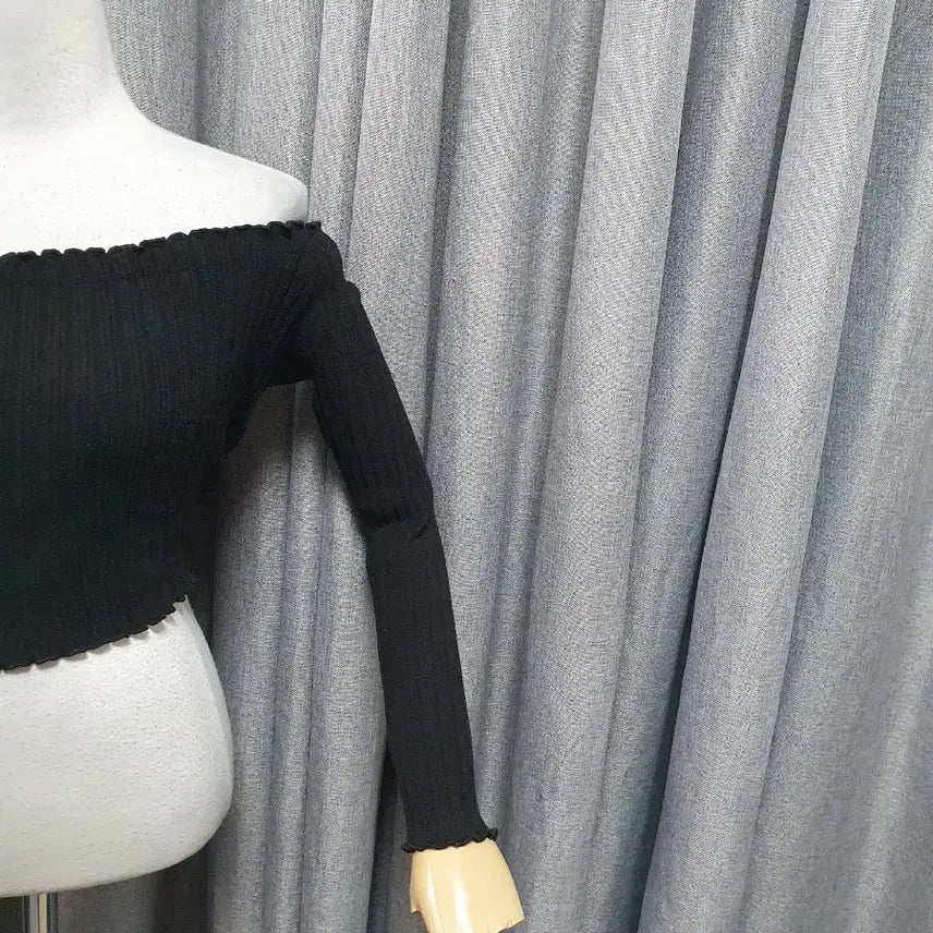 [BUNJANG] White Heart Slit Long Sleeve Shirt / 오프숄더 롱슬리브