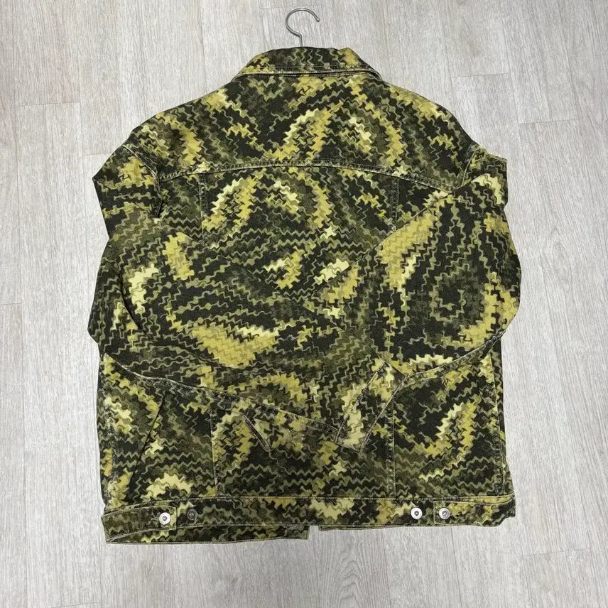 [BUNJANG] Polar Skate Yellow Pattern Denim Jacket / POLAR SKATE 폴라스케이트 열로우 패턴 데님 자켓