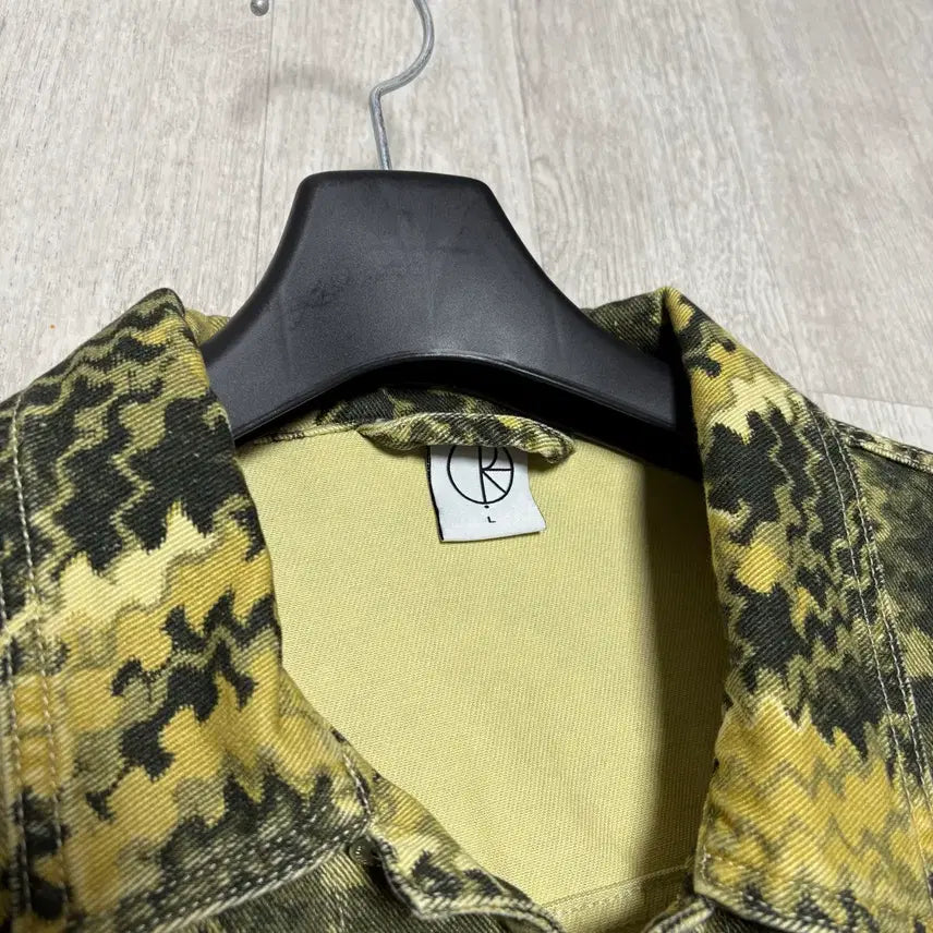 [BUNJANG] Polar Skate Yellow Pattern Denim Jacket / POLAR SKATE 폴라스케이트 열로우 패턴 데님 자켓