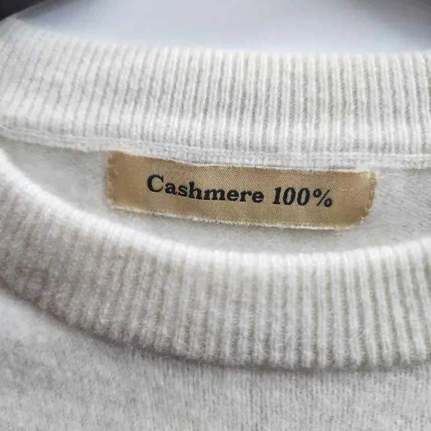 [BUNJANG] Cashmere Plain Sweater (L) / 캐시미어 100% 플레인 스웨터 (L) 4.5