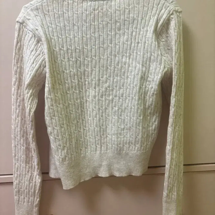 [BUNJANG] Ivory Cable Knit Cardigan / 아이보리 가디건