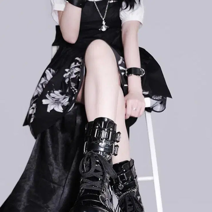 [BUNJANG] Punk Platform Short Boots with Metal Chain / 전학생 펑크 지뢰계 통굽 숏부츠 금속체인 장식 플랫폼 단화 부츠(2컬러)