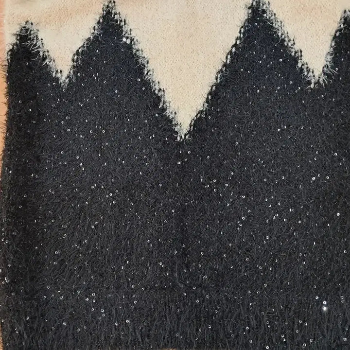 [BUNJANG] Ivory Black Pattern Roll Neck Knit Sweater / 아이보리 블랙 패턴 롤넥 니트