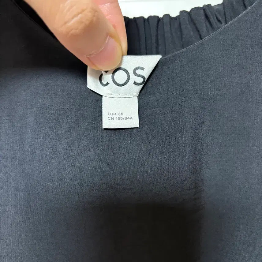 [BUNJANG] COS Racer Neck Dress Black / cos 레이서넥 드레스 블랙