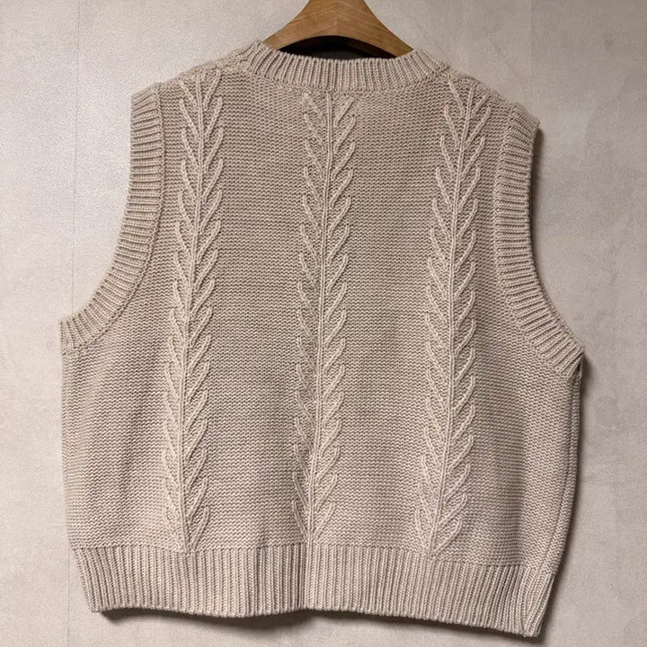 [BUNJANG] Knitted Vest / 니트 조끼