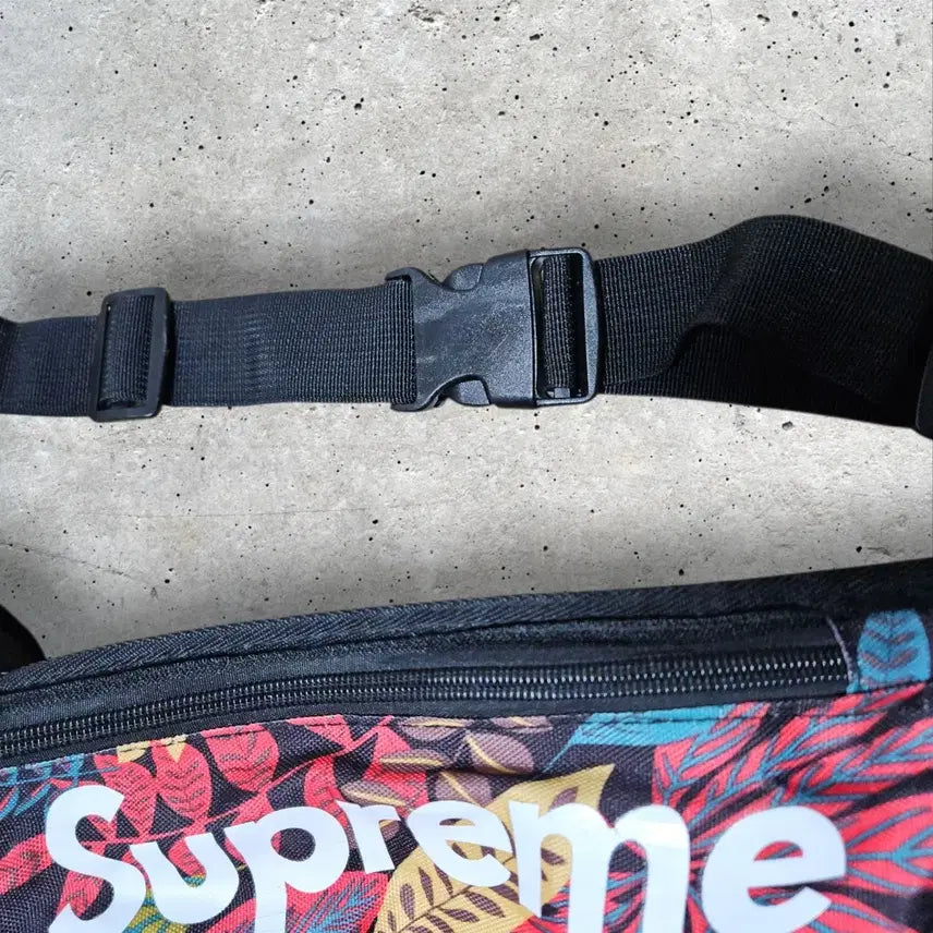 [BUNJANG] Supreme Messenger Bag / 슈프림 메신저백