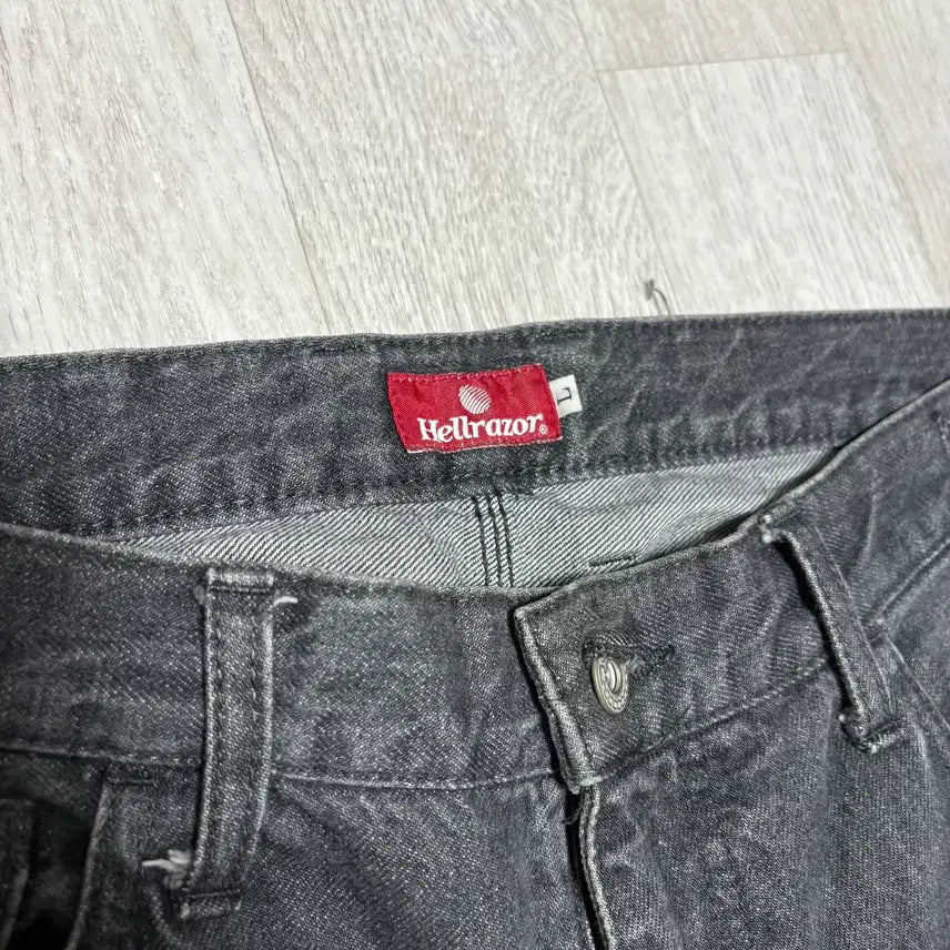 [BUNJANG] Hellraiser Skate Denim Gray Jeans / 헬레이저 스케이트 데님 그레이