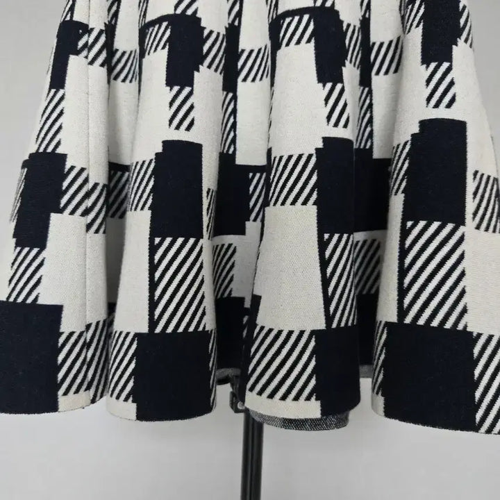 [BUNJANG] Lucky Chouette Wool Blend Skirt / 럭키슈에뜨 36호 울 스판 스커트 W-치마-252