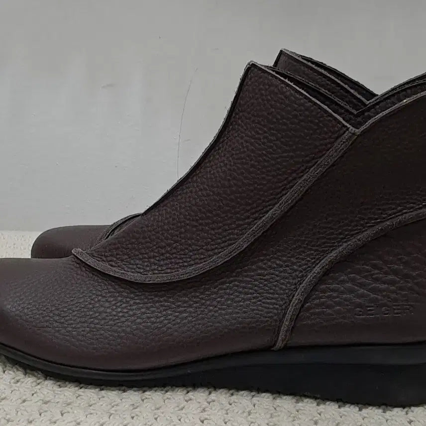 [BUNJANG] GEIGER Ankle Boots 245 / GEIGER  앵클부츠  245