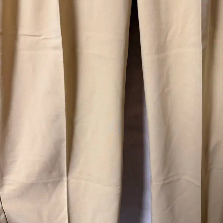 [BUNJANG] Unbranded Button-Detail Slacks / 뒷밴딩 단추 슬랙스