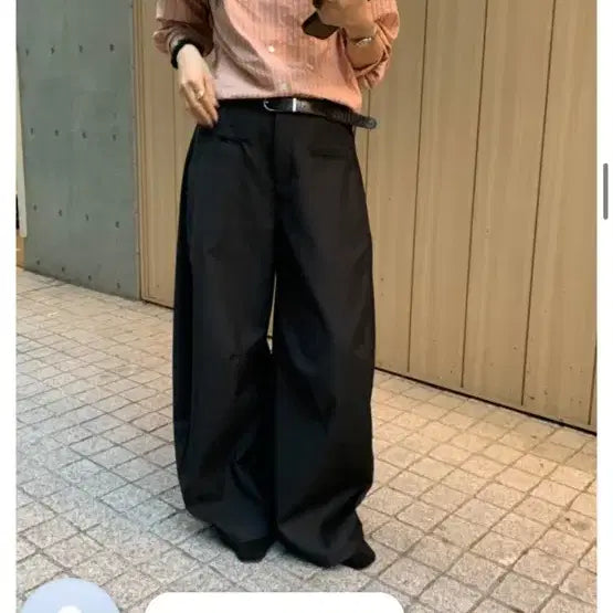 [SOLD OUT] 유이니 Silky curved pants(s)