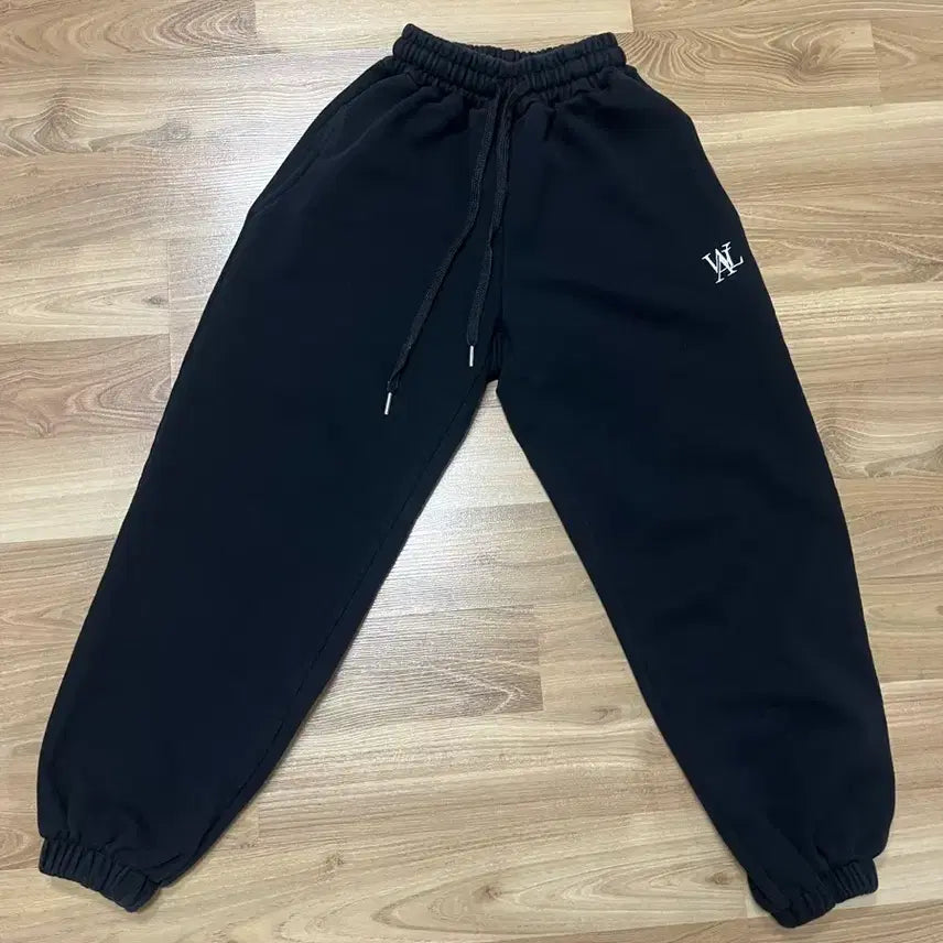 [BUNJANG] WaaLONE Signature Jogger Pants Black XS / 우알롱 시그니처 조거 팬츠 블랙 XS