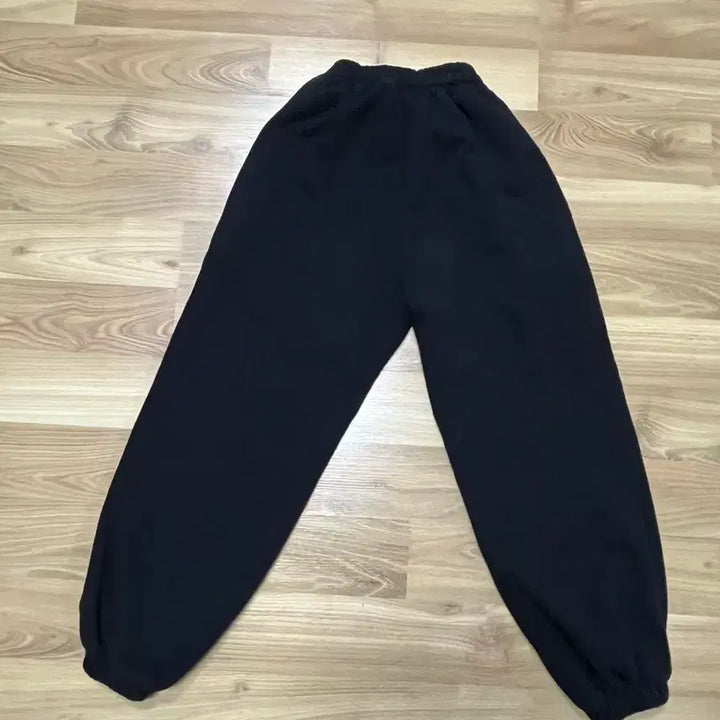 [BUNJANG] WaaLONE Signature Jogger Pants Black XS / 우알롱 시그니처 조거 팬츠 블랙 XS