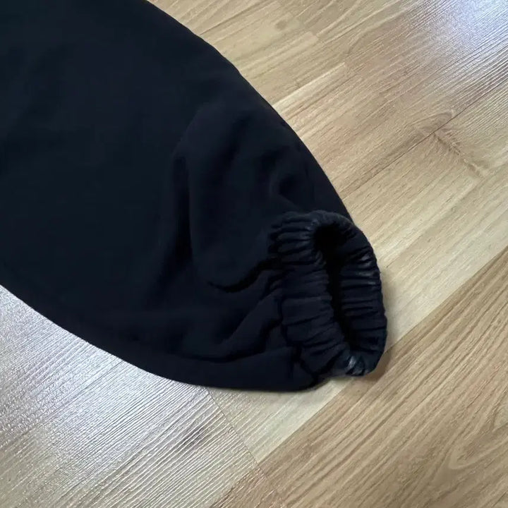 [BUNJANG] WaaLONE Signature Jogger Pants Black XS / 우알롱 시그니처 조거 팬츠 블랙 XS