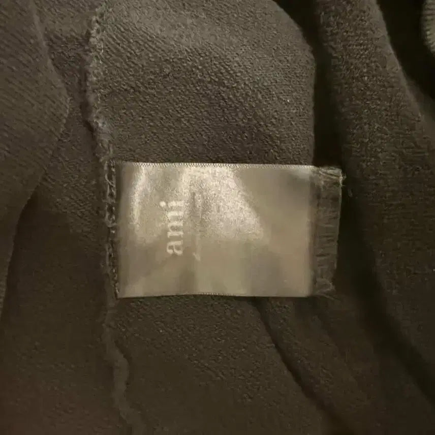 [BUNJANG] AMI Heart Big Logo Patch Hoodie Black / 아미 후드티(AMI 하트 빅로고 패치 후드티 블랙)