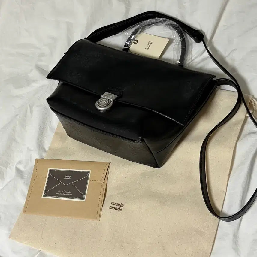 [BUNJANG] Mongmongdeu Soft Crossbody Bag Black / 몽드몽드 소프트 메일 크로스백 블랙