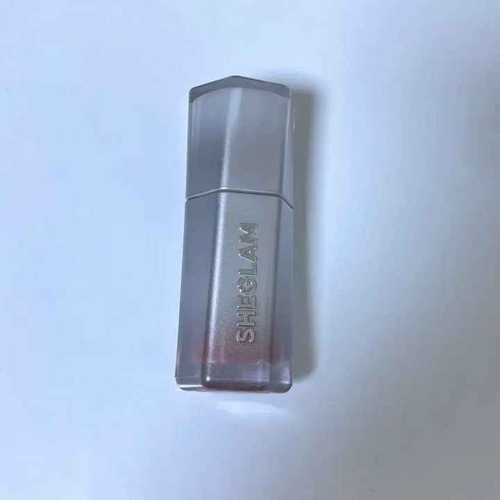 [BUNJANG] Sheglam Strawberry Milk Lip Gloss / 쉬글램 립글로스 Strawberry Milk