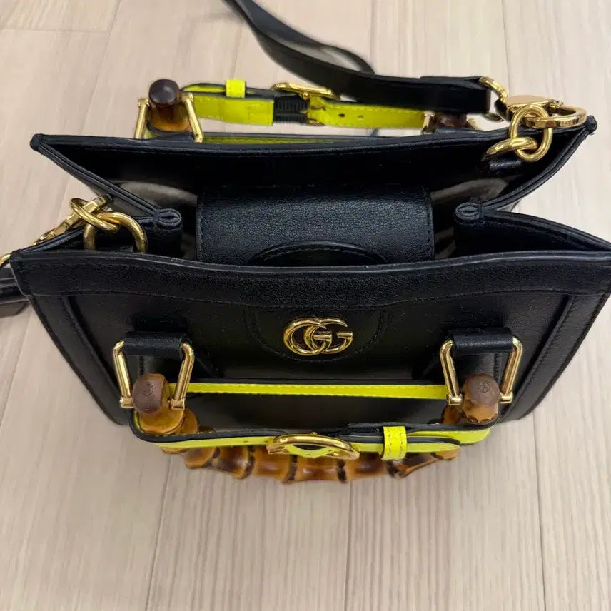 [BUNJANG] Gucci Diana Small Black Tote Bag / 구찌 다이애나 스몰 블랙