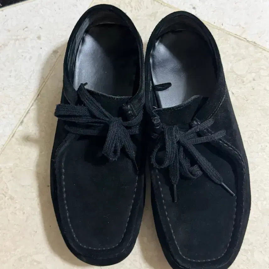 [BUNJANG] GU Moccasin Black Shoes / GU 모카신 블랙 270