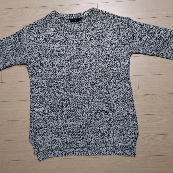 [BUNJANG] Black and White Mix Knit Sweater / 블랙/화이트 믹스 니트 스웨터